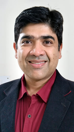 Professor Purusharth I. Rajyaguru