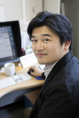Professor Yukihide Tomari